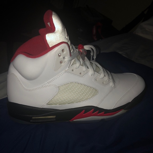 Jordan fired red 5. 2013....size: 12